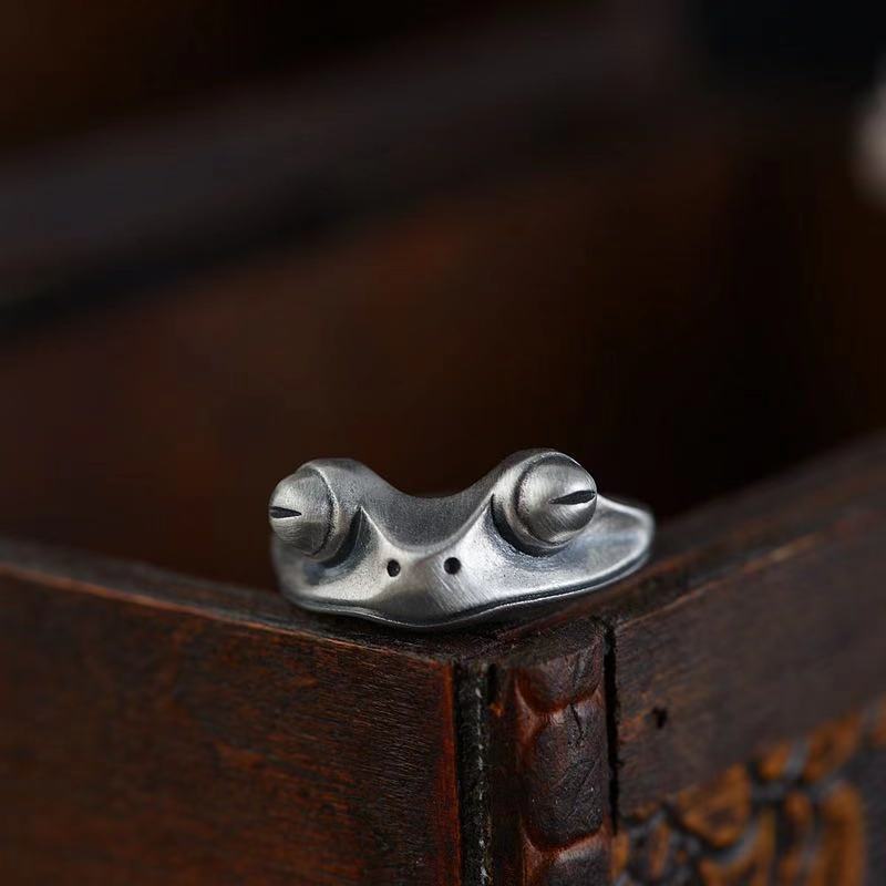 Men Accessories Drawing - Bague grenouille rétro en détresse pour