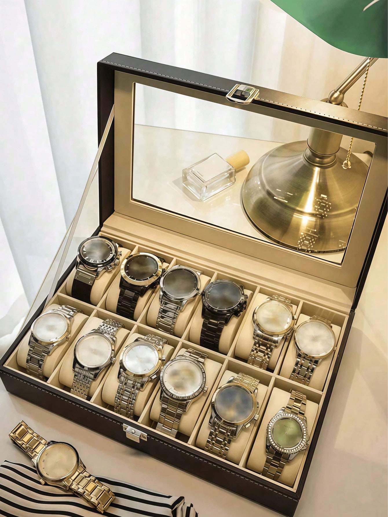 Boîte à montres en cuir avec s - Men Accessories Box avis et prix