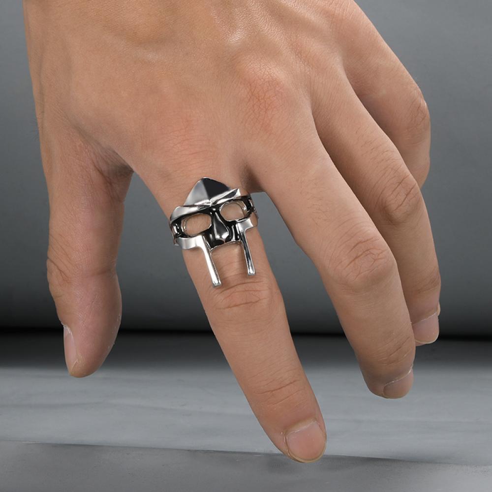 Goth Hip Hop Clasic Mf Doom Ri - Men Accessories Egypt avis et prix